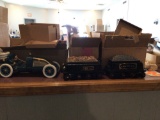 1 Collector Decanter & 2 Collector Train Cars