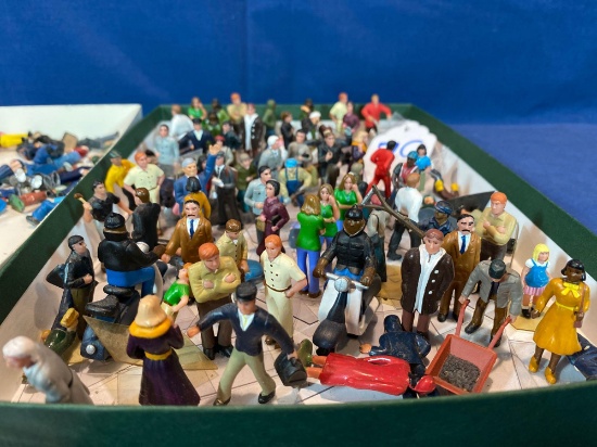 Miniature towns people for layout