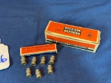 Lionel magnetic milk cans, & figures for cattle car