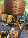 Wood tree lamp, 3 plastic deer, corn bread mold, tongs