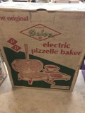 Dolce electric pizzelle maker