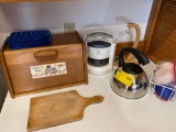 Tea pot - bread box - misc