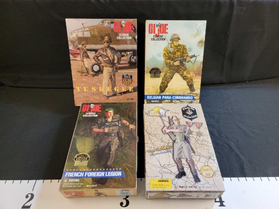 (3) Classic Collection GI Joes, (1) Ultimate Soldier