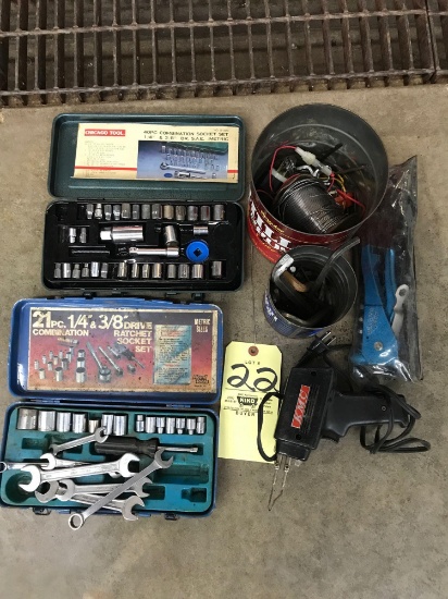 Small tool sets, solder gun, rivet gun