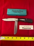 1989 Remington Trapper #R1128 pocket knife.