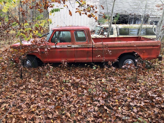 1975 Ford F250 truck, super cab, long bed