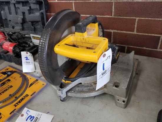 DeWalt power mitre saw