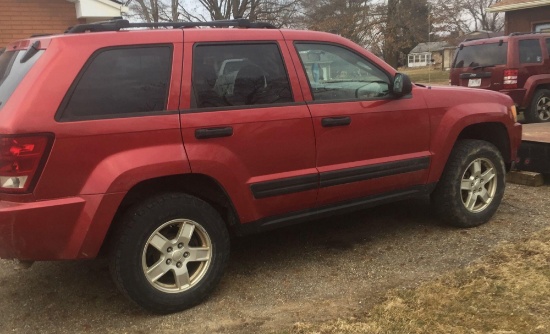 2006 Jeep Cherokee, 224,000 mi. (needs transmission)