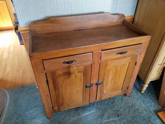 Antique wash stand 2 door and 2 drawer