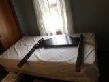 Single bed with metal frame