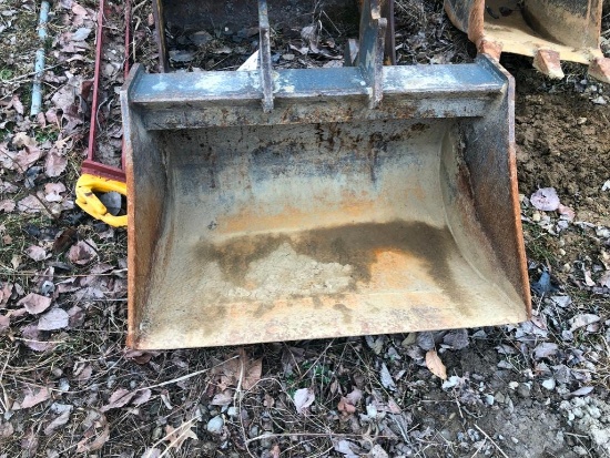 36-inch finish bucket off John Deere 50 Excavator