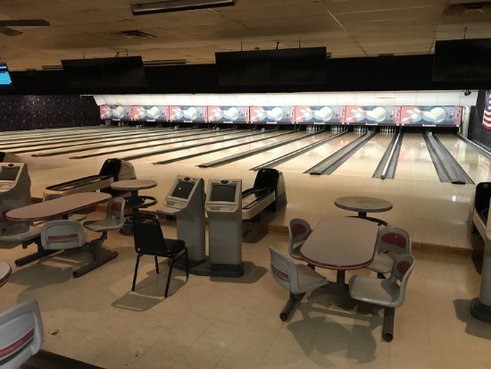 Bowling Alley Dispersal - 17208 - Pete Kiko