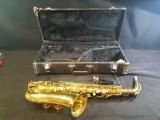 Pan American elkhart Ind Alto saxophone with case