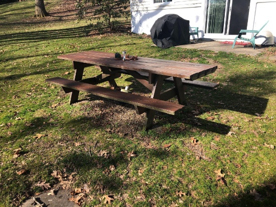 8 ft. Picnic table