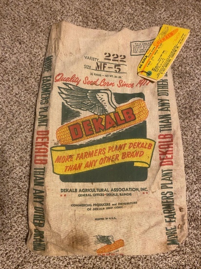 Early Dekalb 1/2 bushel sack with original tags