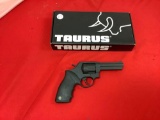 Taurus mod. 82S Revolver