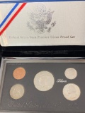 1992 US Mint Premier silver proof coin set.