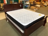 Queen size mattress w/ box spring