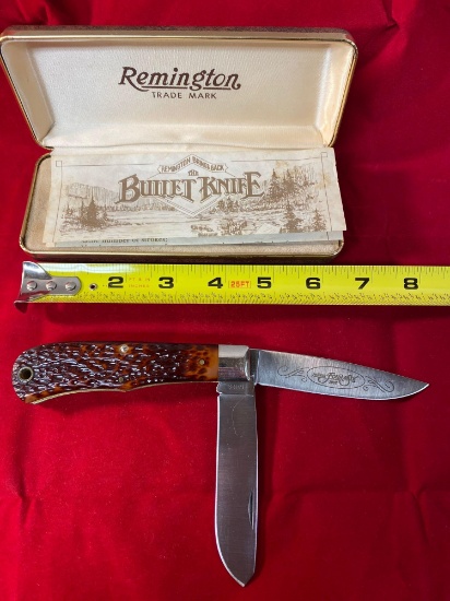 1982 Remington #R-1123 Models Four & Six bullet knife w/ case.