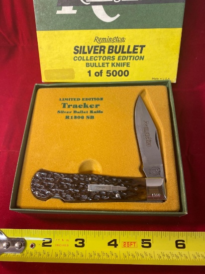 1990 Remington Tracker #R-1306 silver bullet knife, MIB.