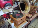 Thomas Home Phonograph