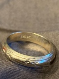 14k white gold band