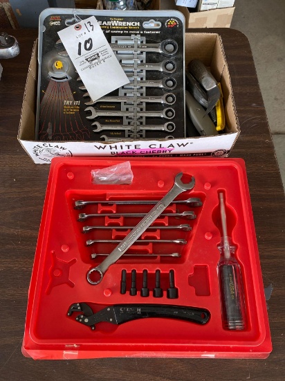 Assorted Craftsman and GearWrench wrenches, utility knives