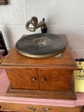 Victor VV-IV windup phonograph w/ exhibition reproducer, WORKS!