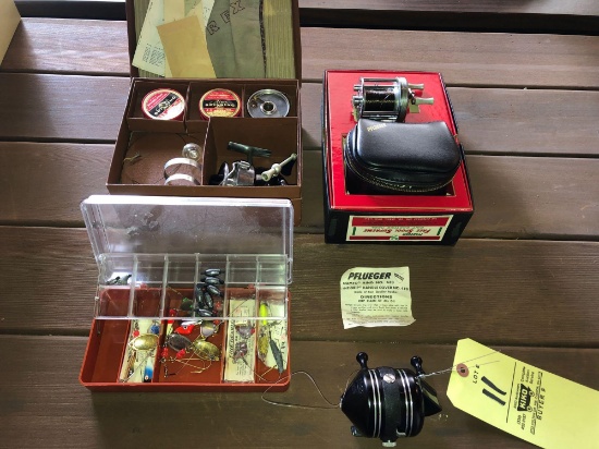 Vintage fishing items