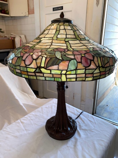 Modern 26" tall table lamp w/ leaded slag glass 20" shade.