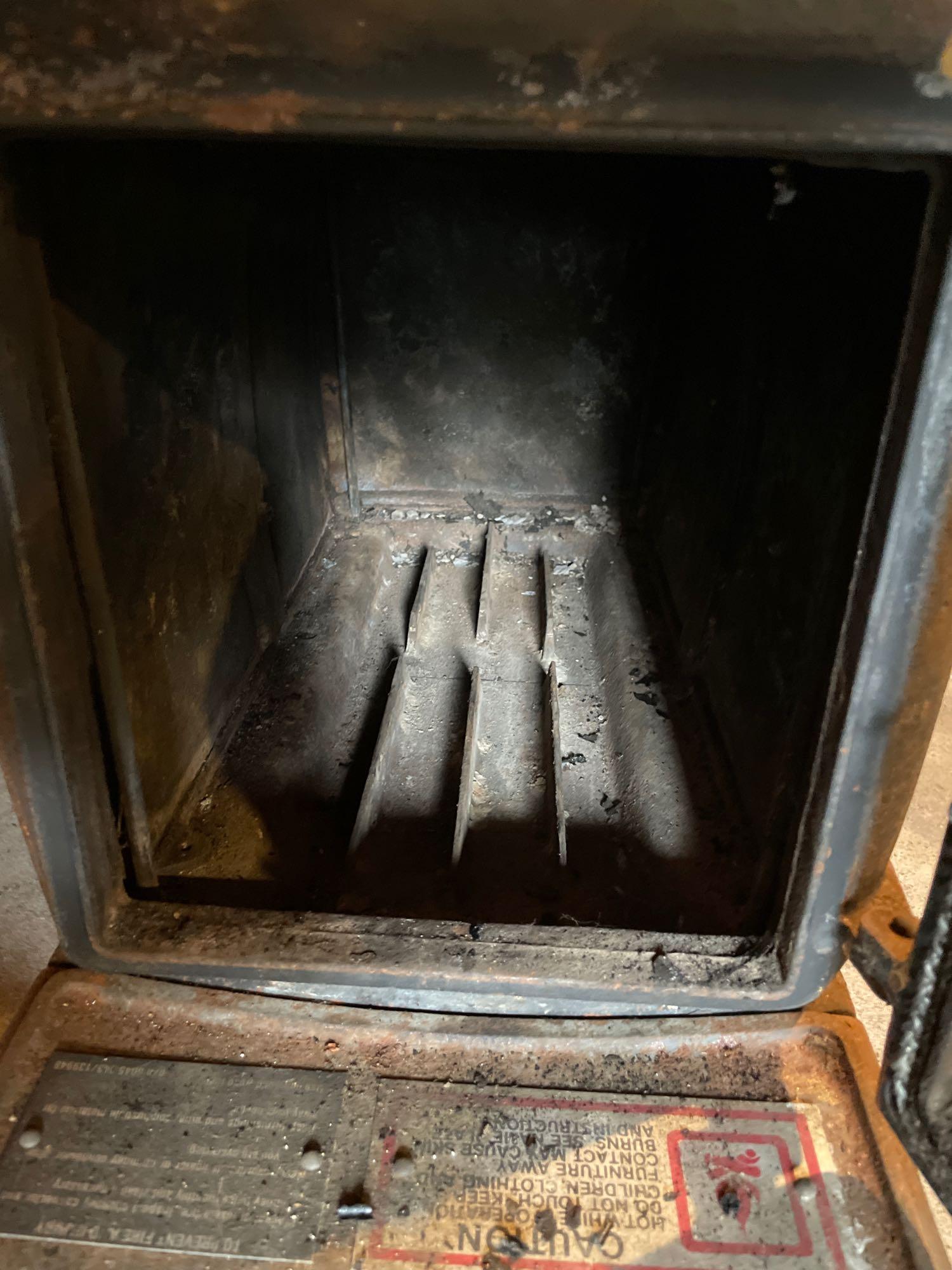 Old Hickory Wood-Burning Stove | Proxibid