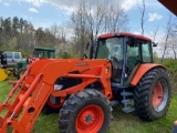 Kubota MX135 tractor with LA2253 loader