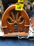 Reproduction radio