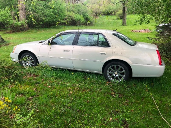 2007 Cadillac DTS Passenger Car, VIN # 1G6KD57977U205982