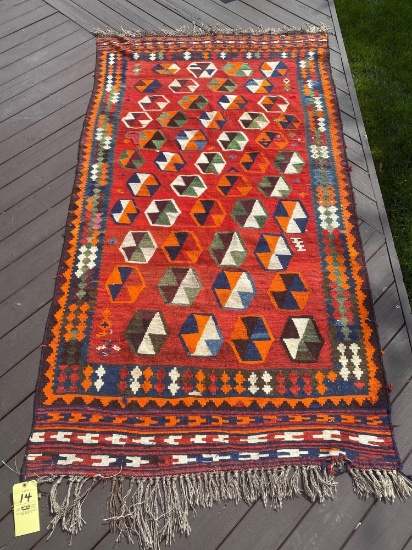 Rug, 8.9 x 4.5