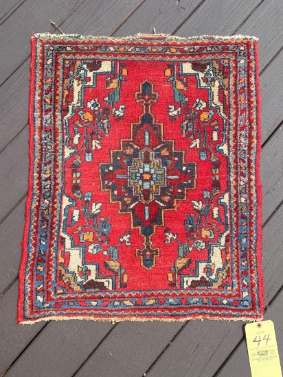 Persian rug, 2.8 x 2.2