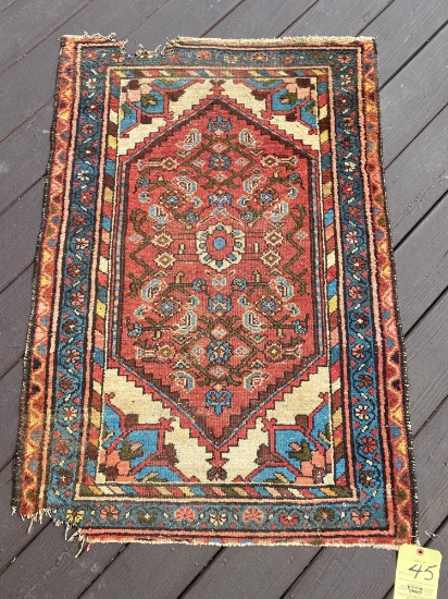 Persian rug, torn off sections, 3.10 x 2.8