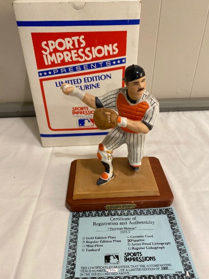 1989 Sports Impressions Thurman Munson porcelain figurine, #2499 of 5000.