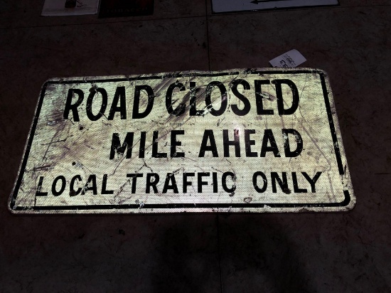 2ft x 4ft road closed sign