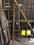 Wood extension ladder