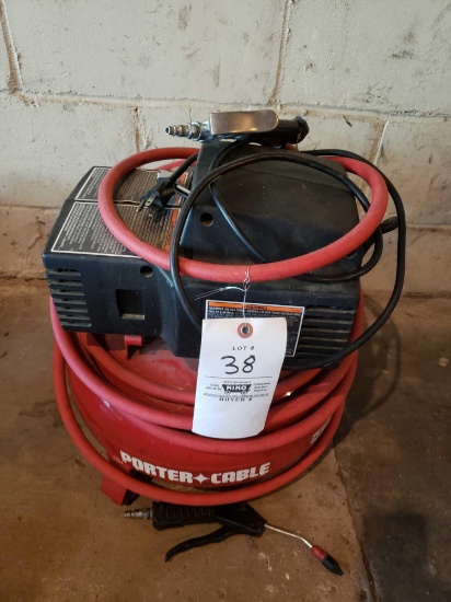 Porter Cable pancake air compressor (like new)