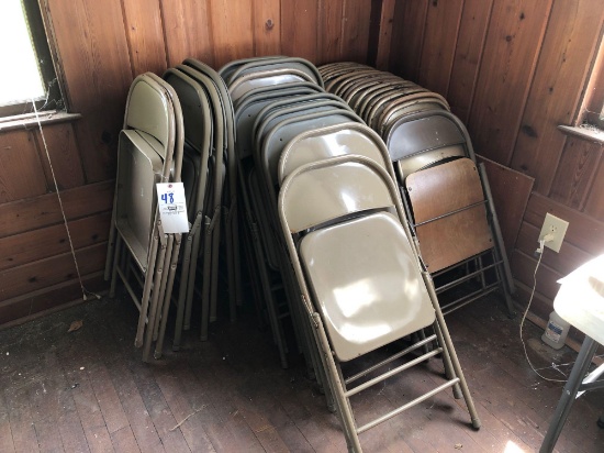 35 folding chairs