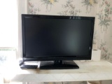 2011 Toshiba 24-inch TV w/ remote