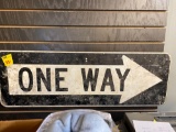 One way metal sign