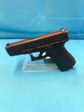 Glock 19 9mm pistol AUF962