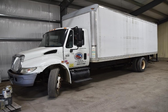 2007 International 4200 VT365 alum. 24" box truck