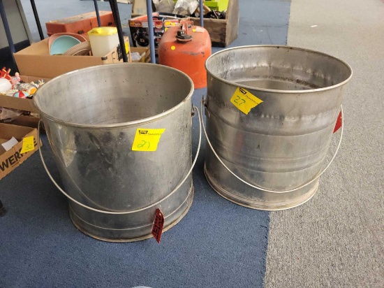 2 10 gal stainless cooking pots
