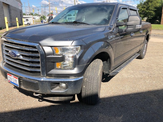 2016 Ford F-150 4x4 Crew Cab One Owner 41,307 miles