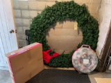 Large Lighted Wreath, Other Wreaths