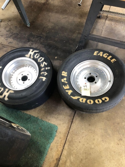 Hoosier rears 30.0/9.0 R15 and Goodyear fronts 28.0X4.5-15